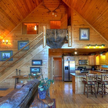 The View Sweeping Mountain Views Gas Fireplace Game Room Hot Tub Blue Ridge Extérieur photo