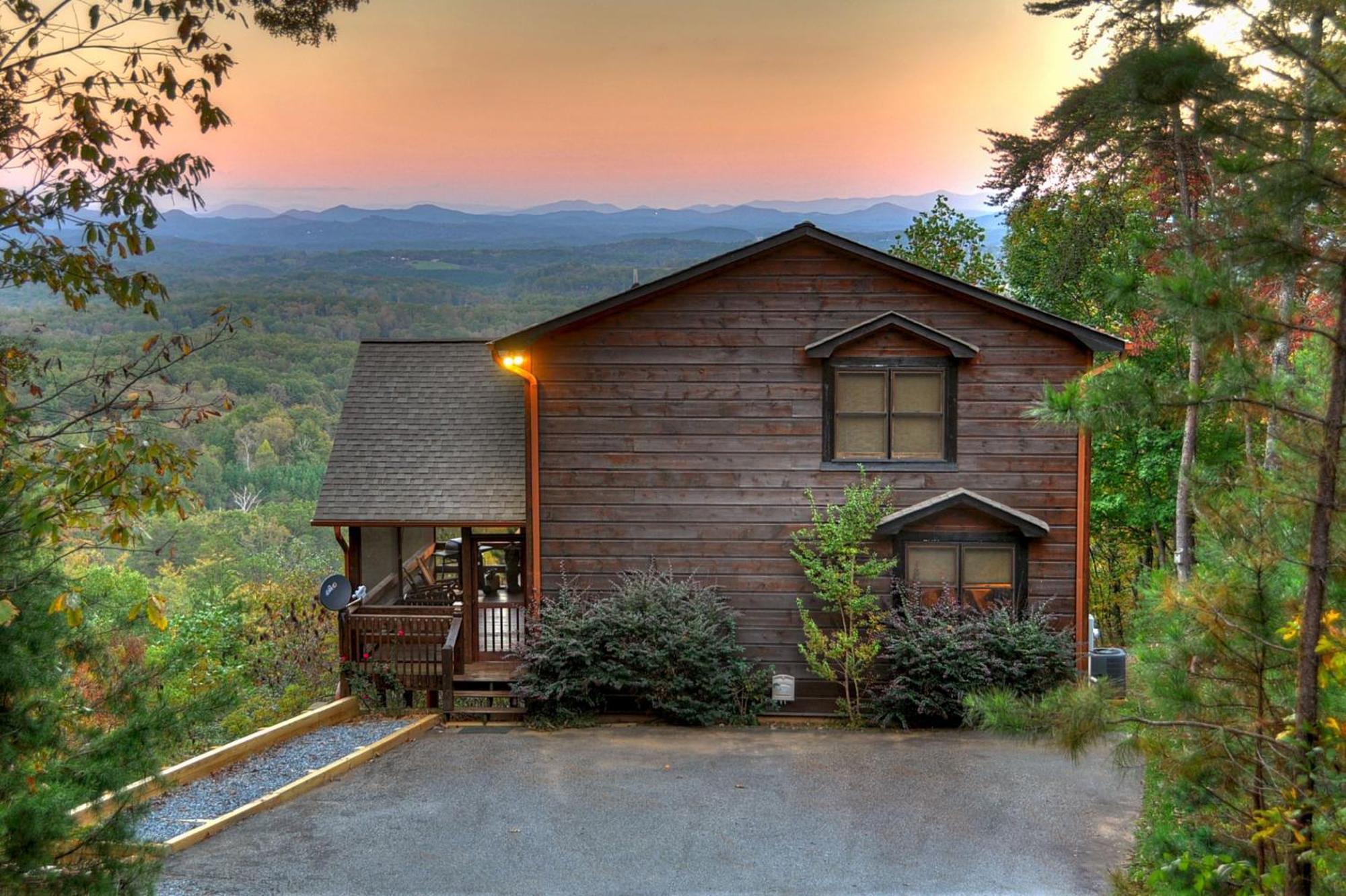 The View Sweeping Mountain Views Gas Fireplace Game Room Hot Tub Blue Ridge Extérieur photo